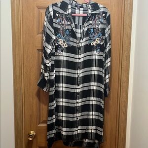 Black and White Plaid Dress with Floral Embroidery